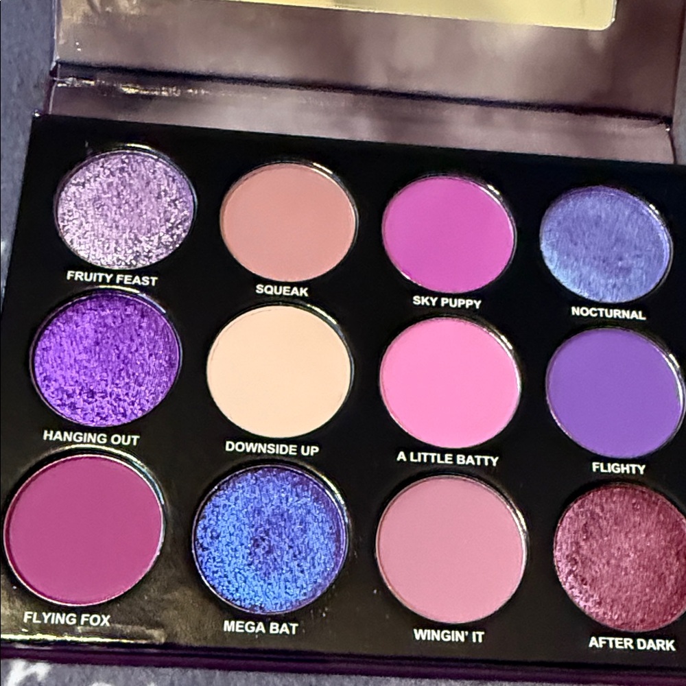 Menagerie Flight Club Pigment Palette